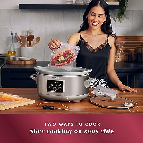 Crock-Pot 7 Quart Programmable Cook & Carry Slow Cooker - FZK5